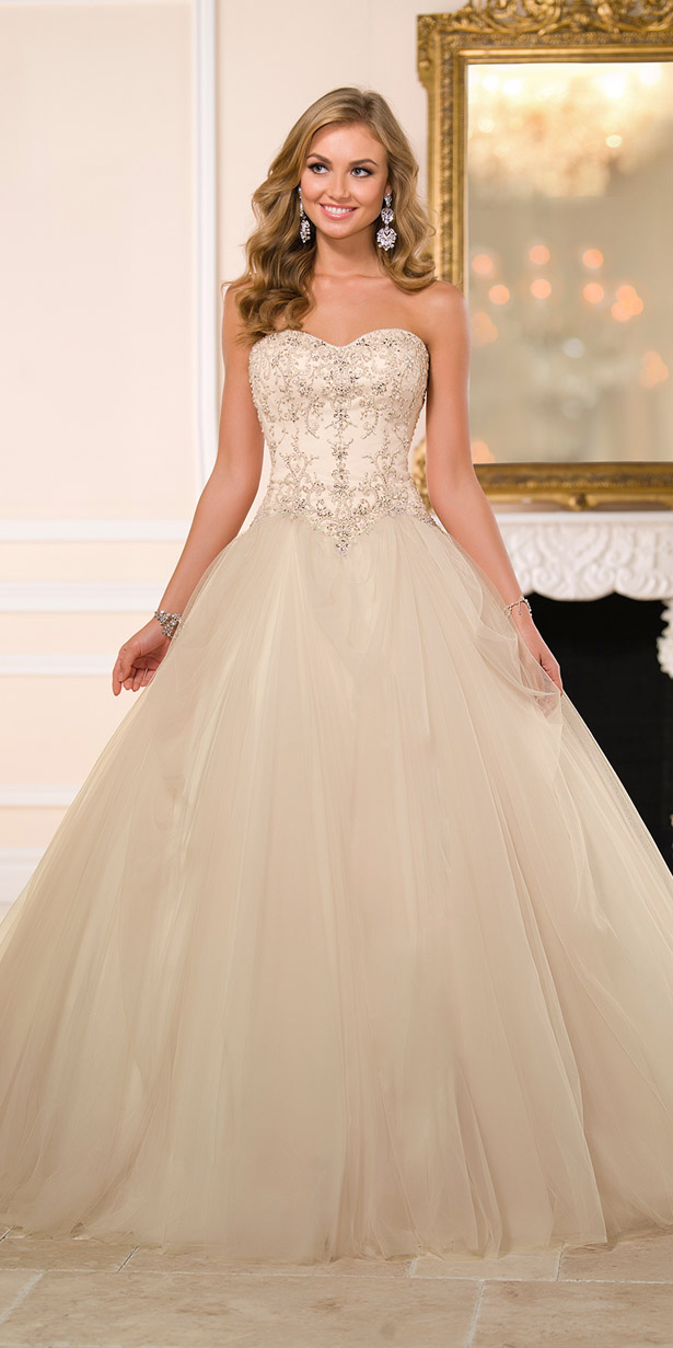 Fantásticos vestidos de novia | Colección Stella York Fantásticos vestidos de novia | Colección Stella York