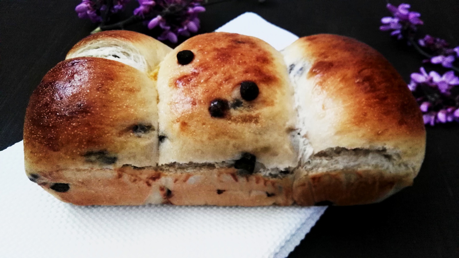 Lucia's cakes PAN DULCE CON CHOCOLATE