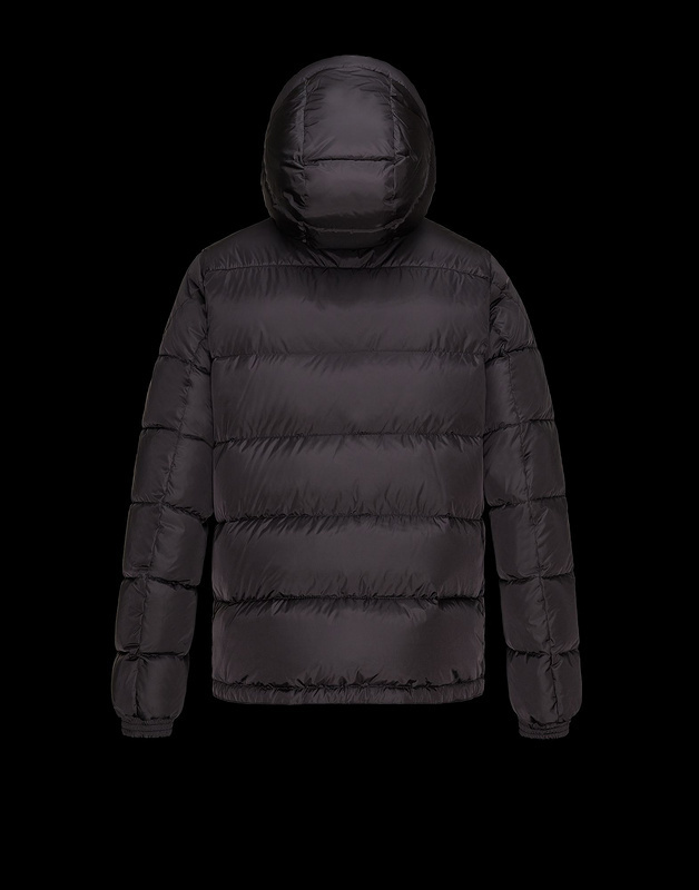 moncler trekset