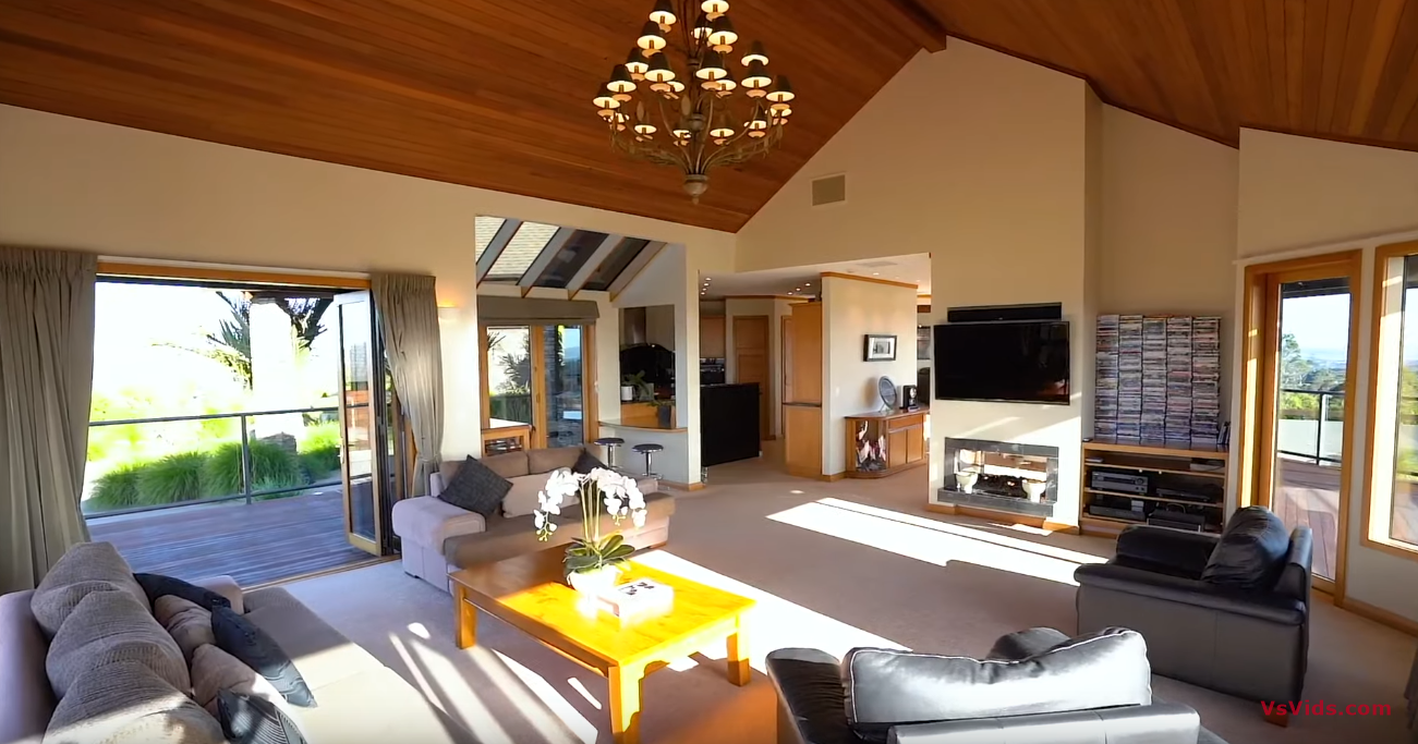 23 Photos vs. Breathtaking Modern Estate in Auckland, New Zealand | Sotheby's International Realty - Luxury Home & Interior Design Tour 23 Photos vs. Breathtaking Modern Estate in Auckland, New Zealand | Sotheby's International Realty - Luxury Home & Interior Design Tour