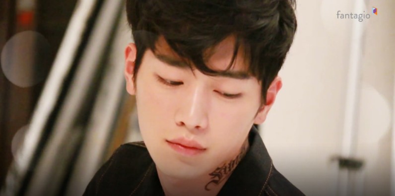 화보 촬영하는 서강준 | 인스티즈