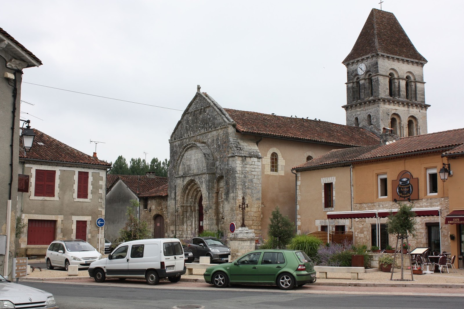 Atlas roman SaintPierredeCôle Eglise SaintPierreèsLiens (24)