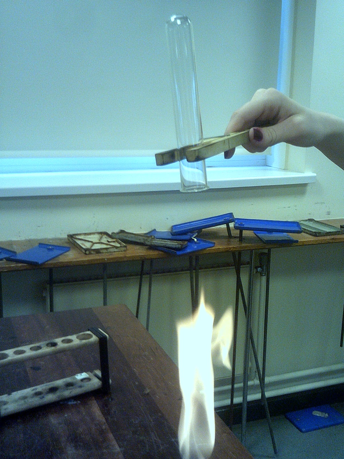 wigton physics Testing for carbon dioxide in combustion