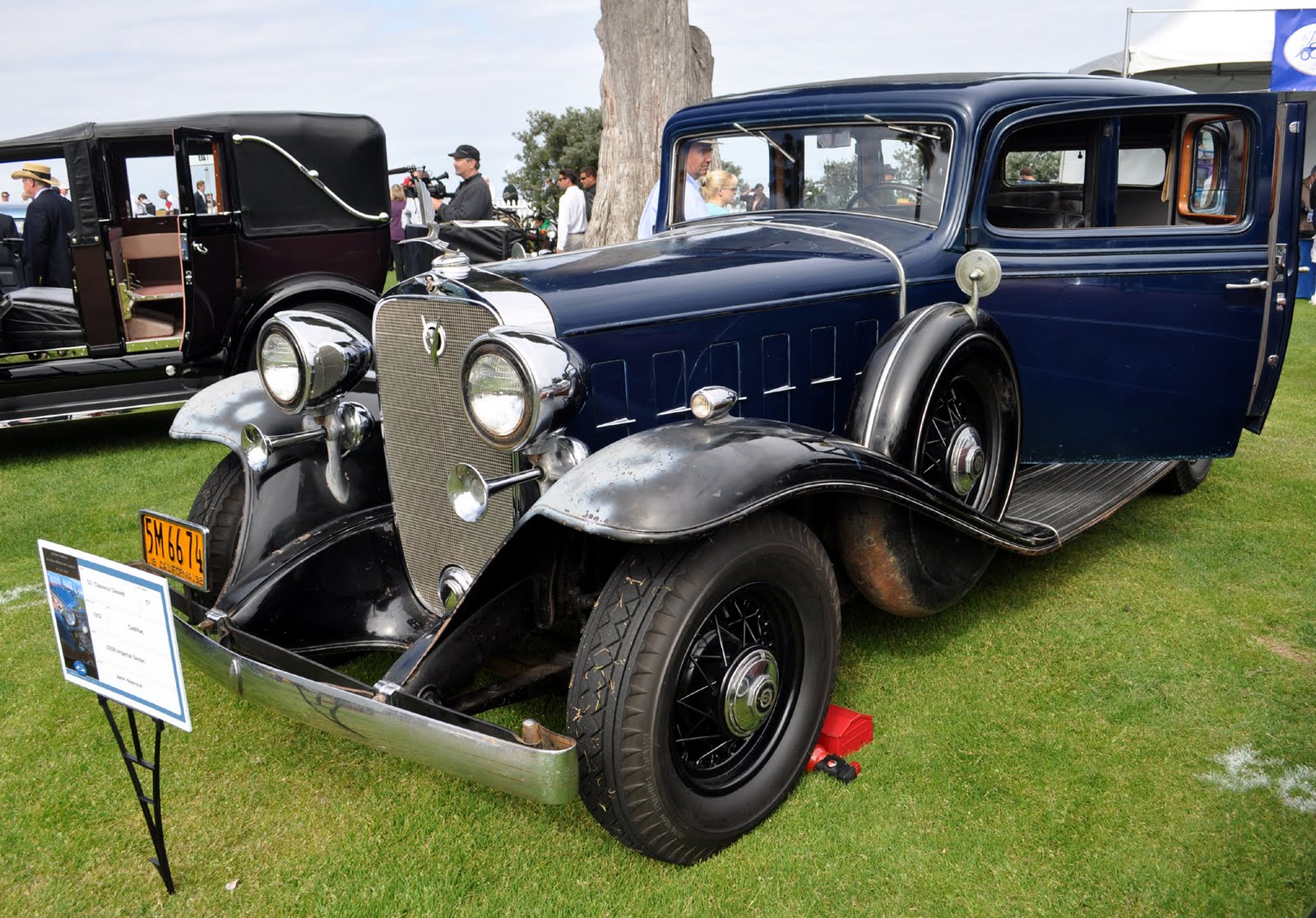 Cadillac 7 местный