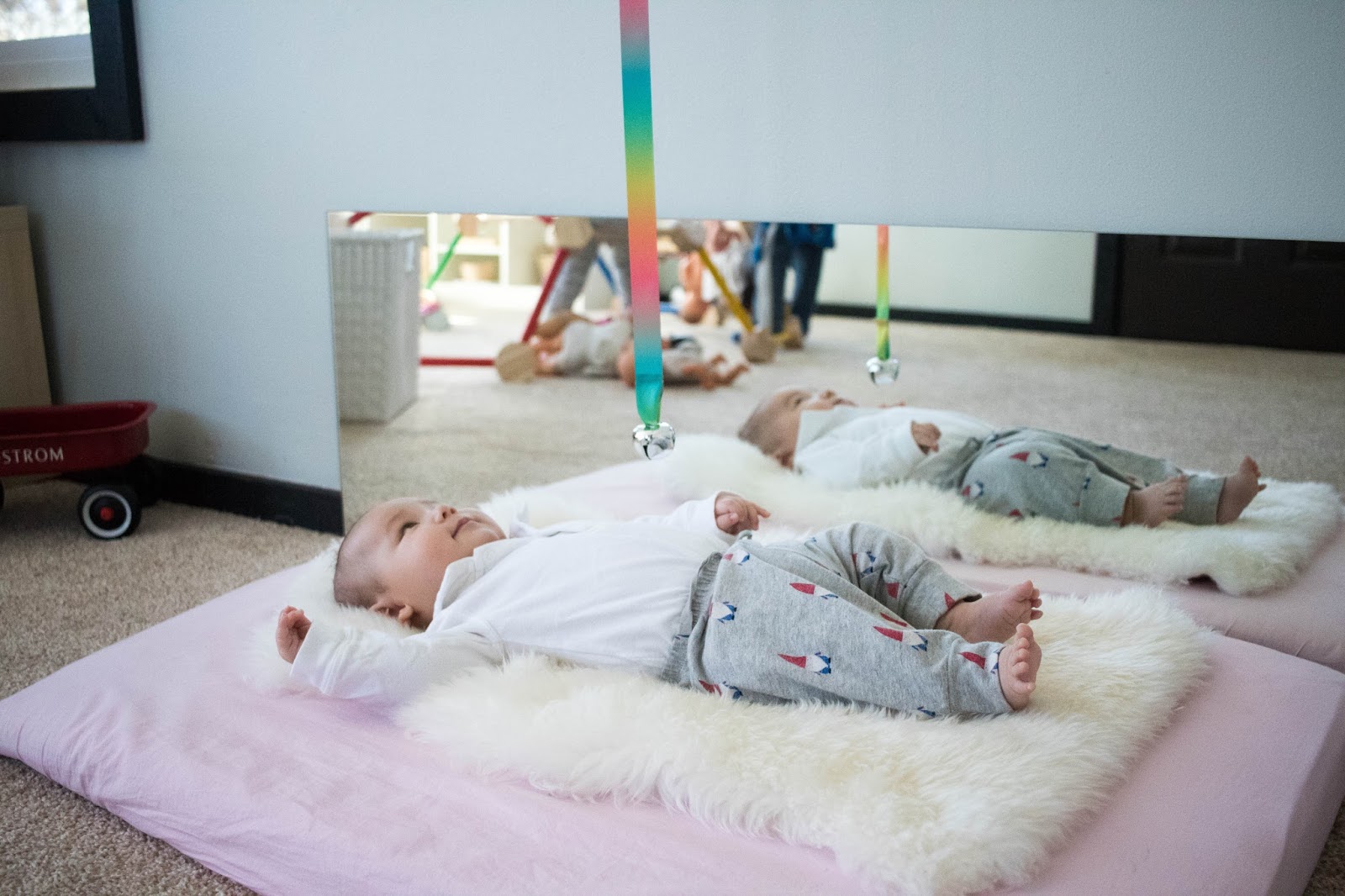 Discovering the Hand Montessori Baby Week 12