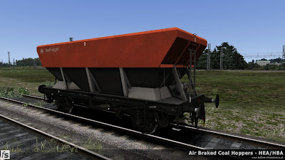 Fastline Simulation - HBA/HEA Coal Hoppers: Early HBA hopper with central ladder and small supports at the hopper corners in Railfreight flame red and grey livery.