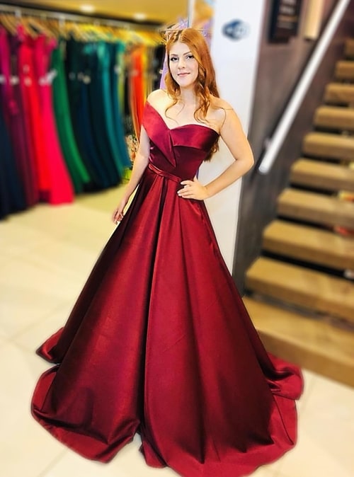 vestido de madrinha marsala ombro a ombro