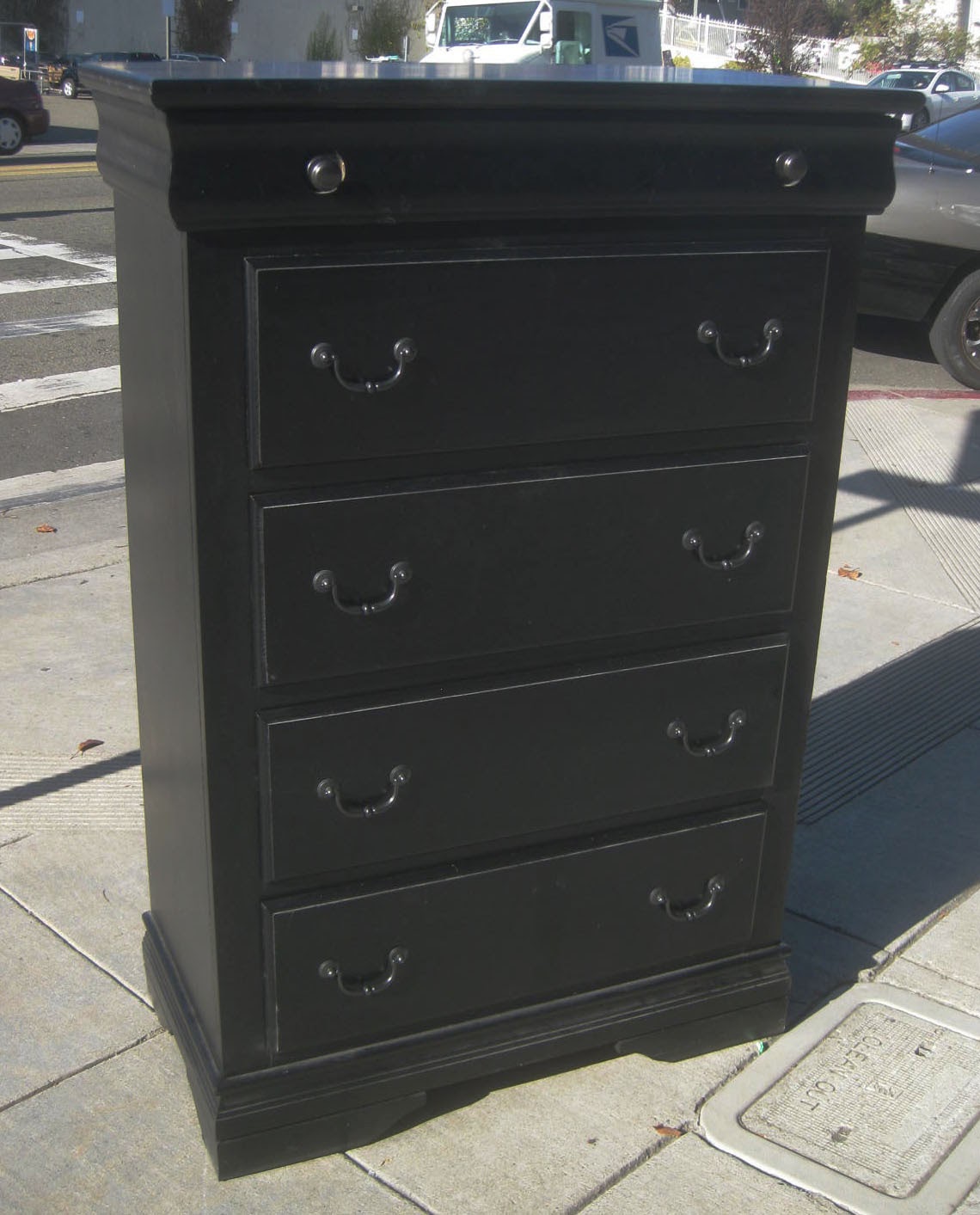 UHURU FURNITURE & COLLECTIBLES SOLD Black Wooden Chest of Drawers 85