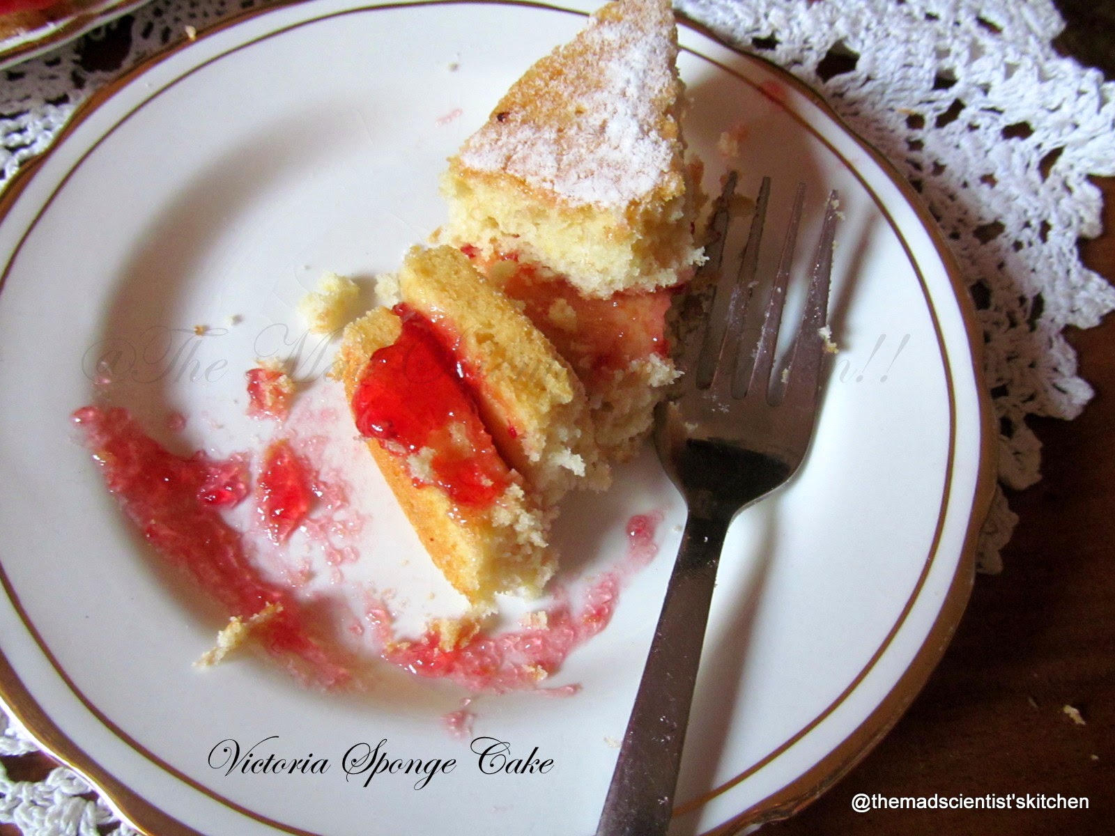 Victoria Sandwich Cake/ Victoria Sponge Cake