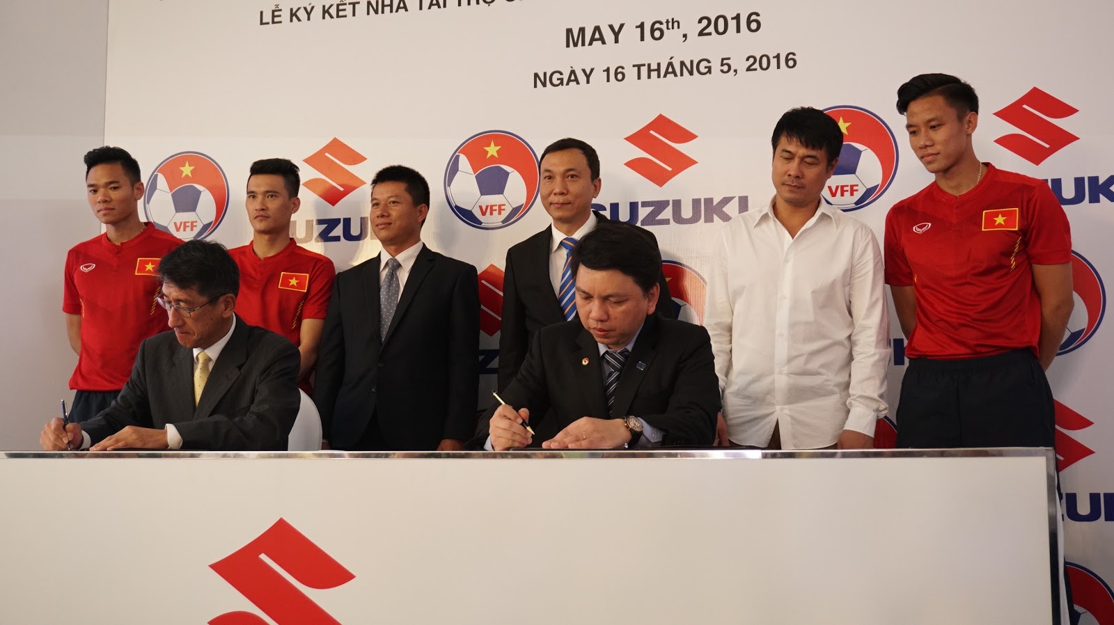 Suzuki ký kết hợp đồng tài trợ cho đội tuyển bóng đá Quốc Gia Việt Nam