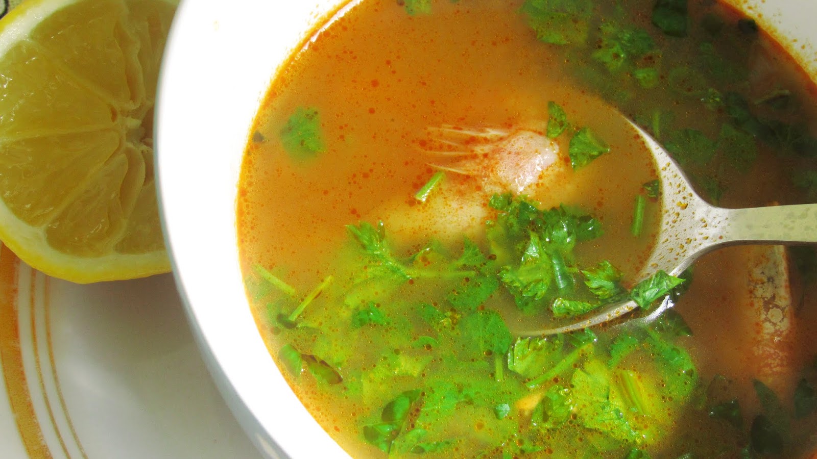 Soup go. Том ям. Супы жидкие в мексиканской кухне. Суп для собаки рецепт. Суп Томьян острый или нет.