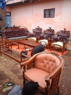 ganti kain sofa di bandung, service kursi sofa bandung, jasa service kursi bandung, service jok kursi di bandung, service kursi kantor bandung, service sofa cimahi, jasa ganti kulit sofa bandung, harga service sofa bandung