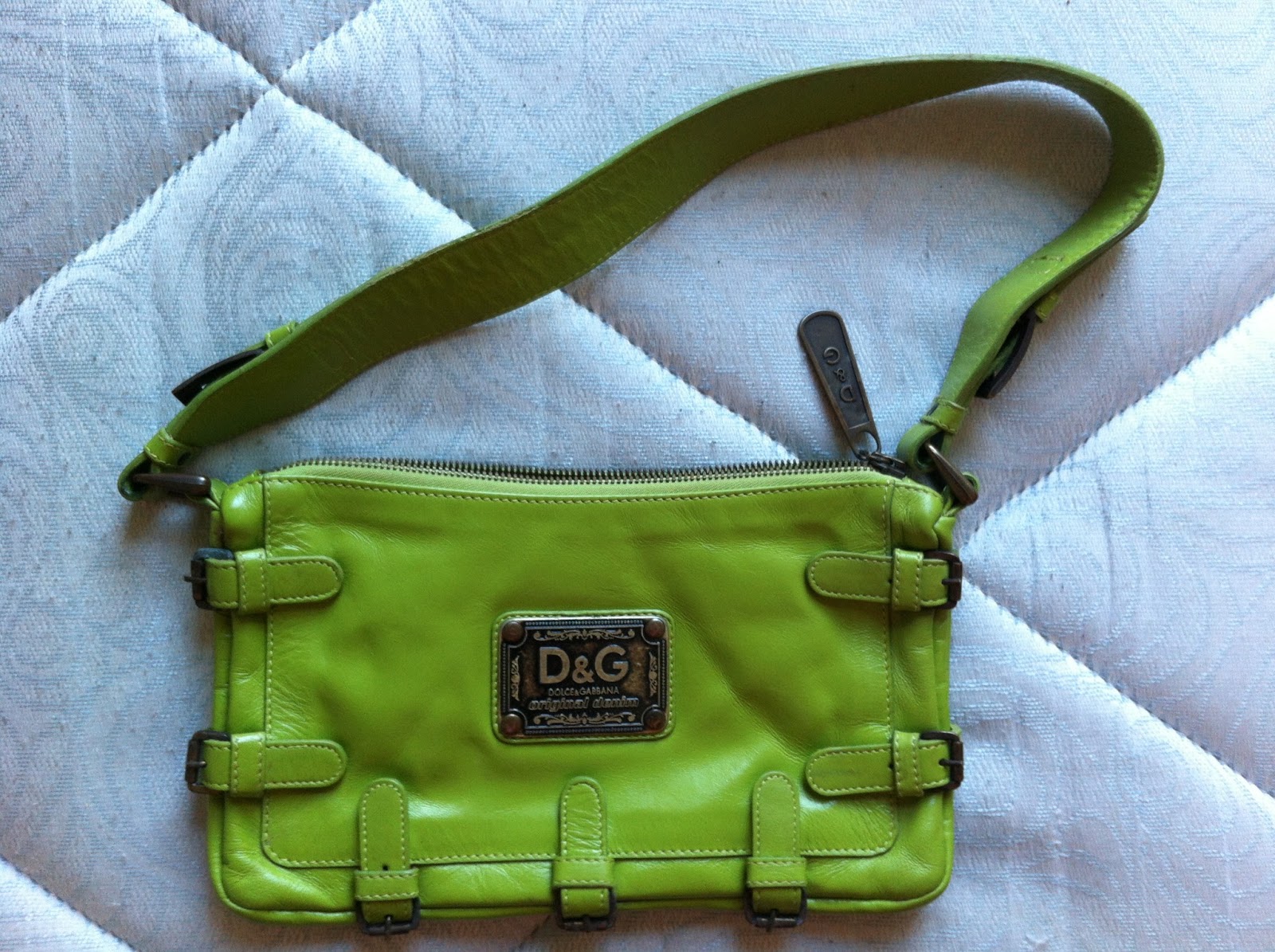 AZIM WIGAN (UK) PRE LOVED LOVELY D&G HANDBAG bag tangan D&G