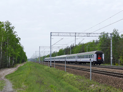 Pociąg MPE PWE 51110/1 NIEBIESKI 2 (745129) relacji Gdynia Postojowa - Warszawa Grochów