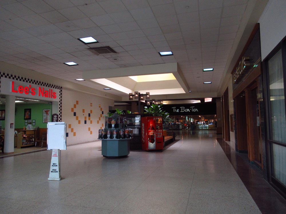 Sky City Retail History Warren Mall Warren, PA