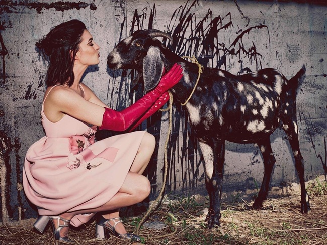 Refinery29 September 2015, Anne Hathaway by Guy Aroch -3 Prada 2015 AW Little Pink Embellished Jersey Gazarre Empire-Waist Dress Editorials