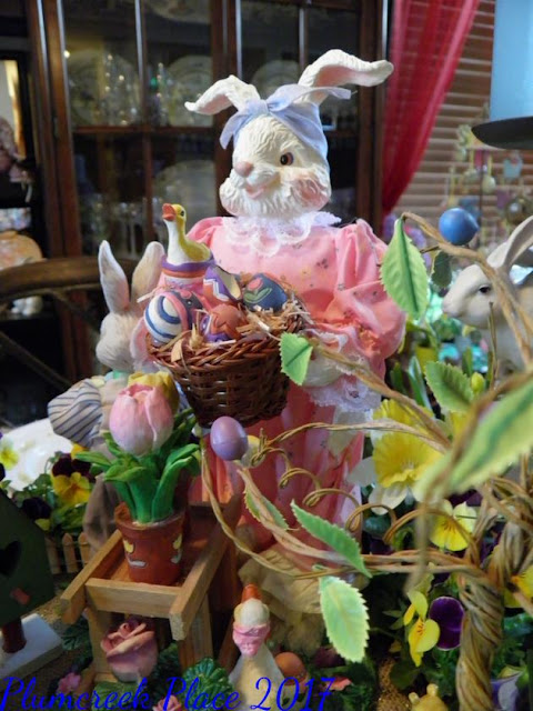 Easter Decor burlap chargers, burlap table covering, daffodils, Domestications Bunny Plates, Easter decor, Easter tablescape, Here comes Peter Cottontail, Paper Mache Bunnies, Peter Cottontail, violas