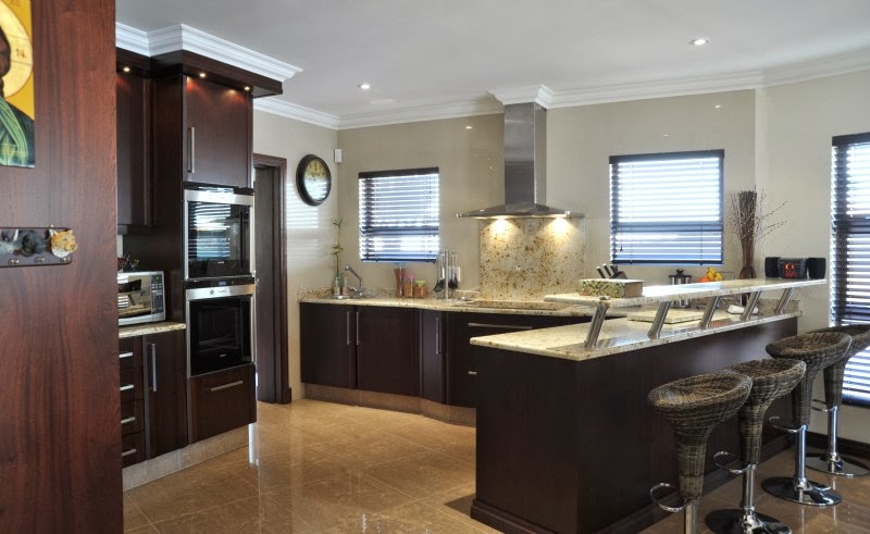 Dapur Minimalis Elegan dengan Warna Coklat Kitchen Set Dapur Minimalis Elegan dengan Warna Coklat Kitchen Set