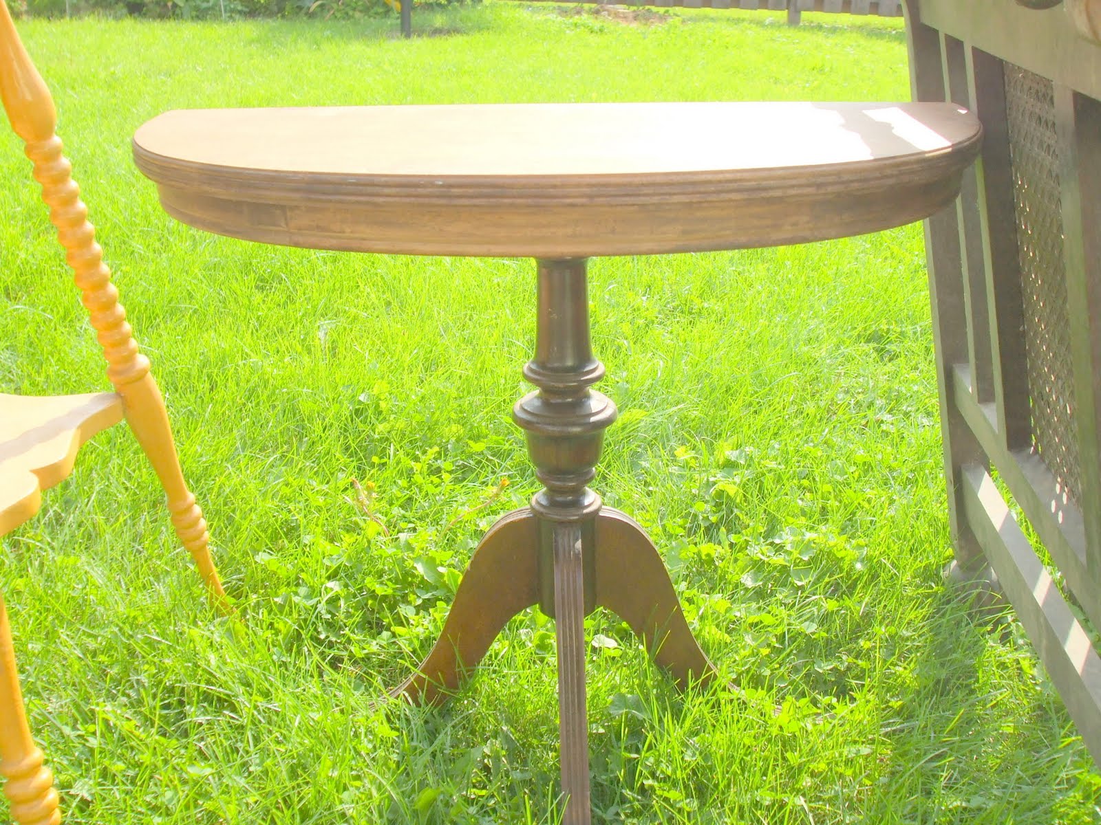 simply chic treasures Updated HalfMoon Table and a few Sneak peaks