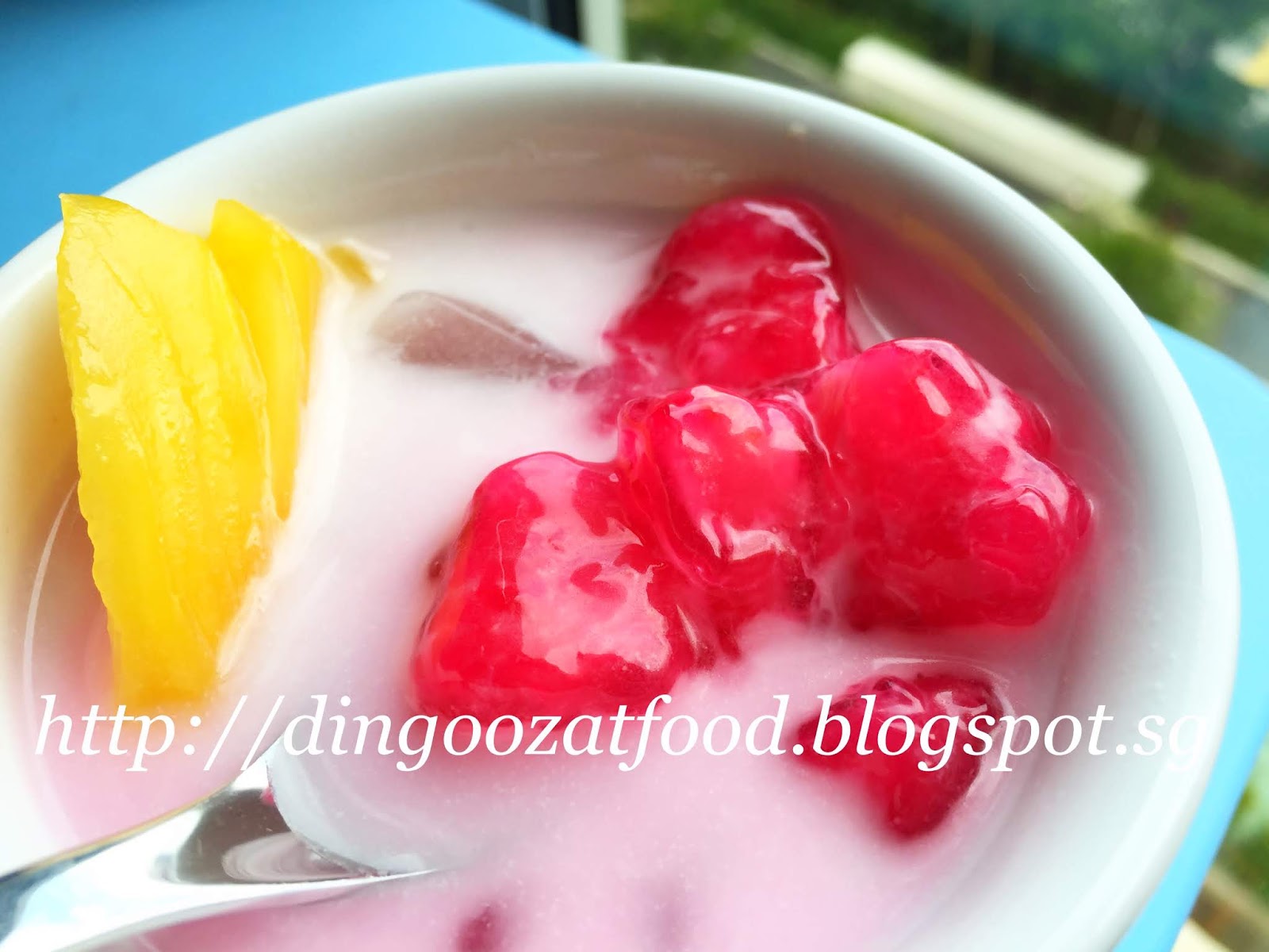 Miki's Food Archives Thai Red Ruby Dessert aka Water Chestnut in