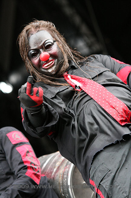 Dibalik topeng seram Slipknot [wajah asli anggota Slipknot] | CYBER