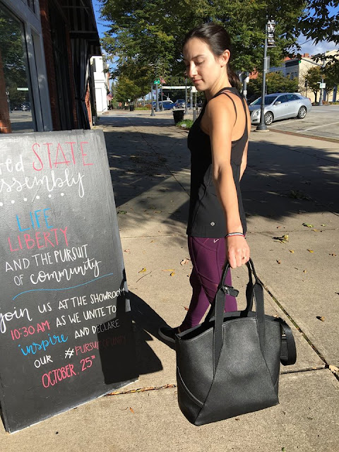 lululemon wild-and-free-tank-tight all-day-tote