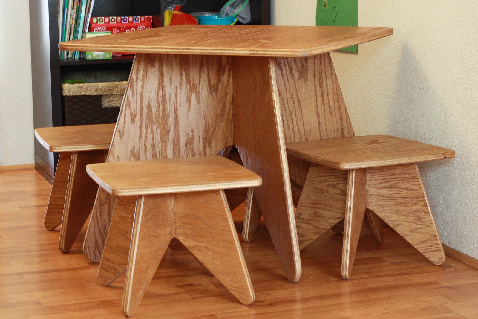 Weaver Family DIY Toddler Table