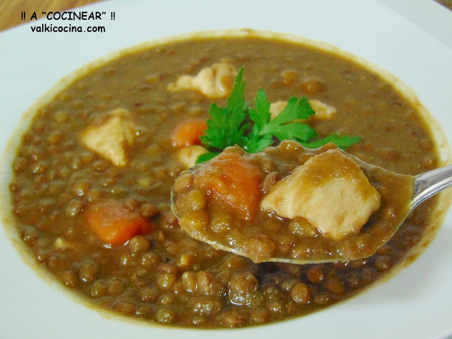 Lentejas estofadas con pollo