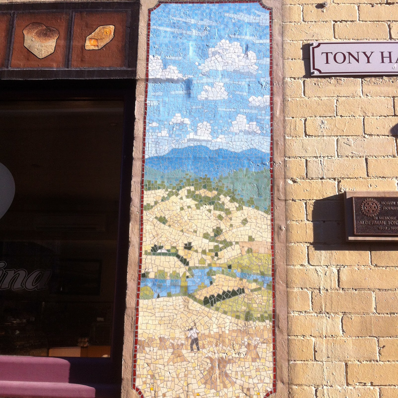 Living and Loving Hobart Hobart Street Art