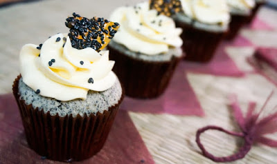 Black-sesame-cupcake