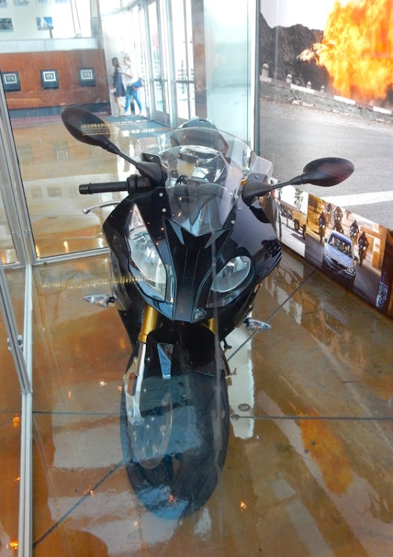 Mission Impossible Rogue Nation movie motorbike