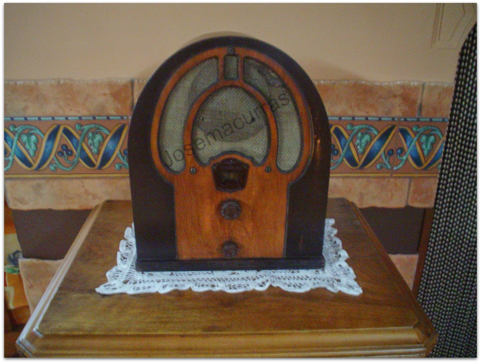 Radios de Válvulas JoseMaCurrás (Radios Antiguas) Radio Capilla