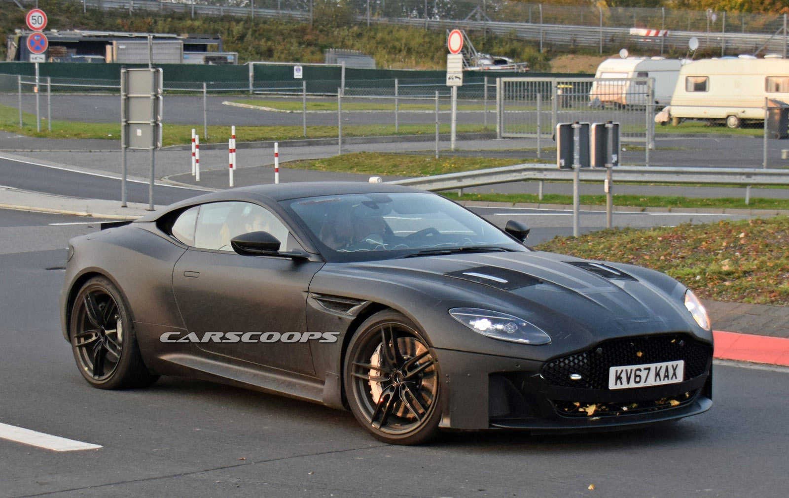https://4.bp.blogspot.com/-EBRpwwoJHI8/WeZXVNy9QXI/AAAAAAAAMgQ/xnz6KumqubwS4vag7_iihyxwgtCj2MGUgCLcBGAs/s1600/Aston-Martin-Vanquish-12.jpg Aston-Martin-Vanquish-12