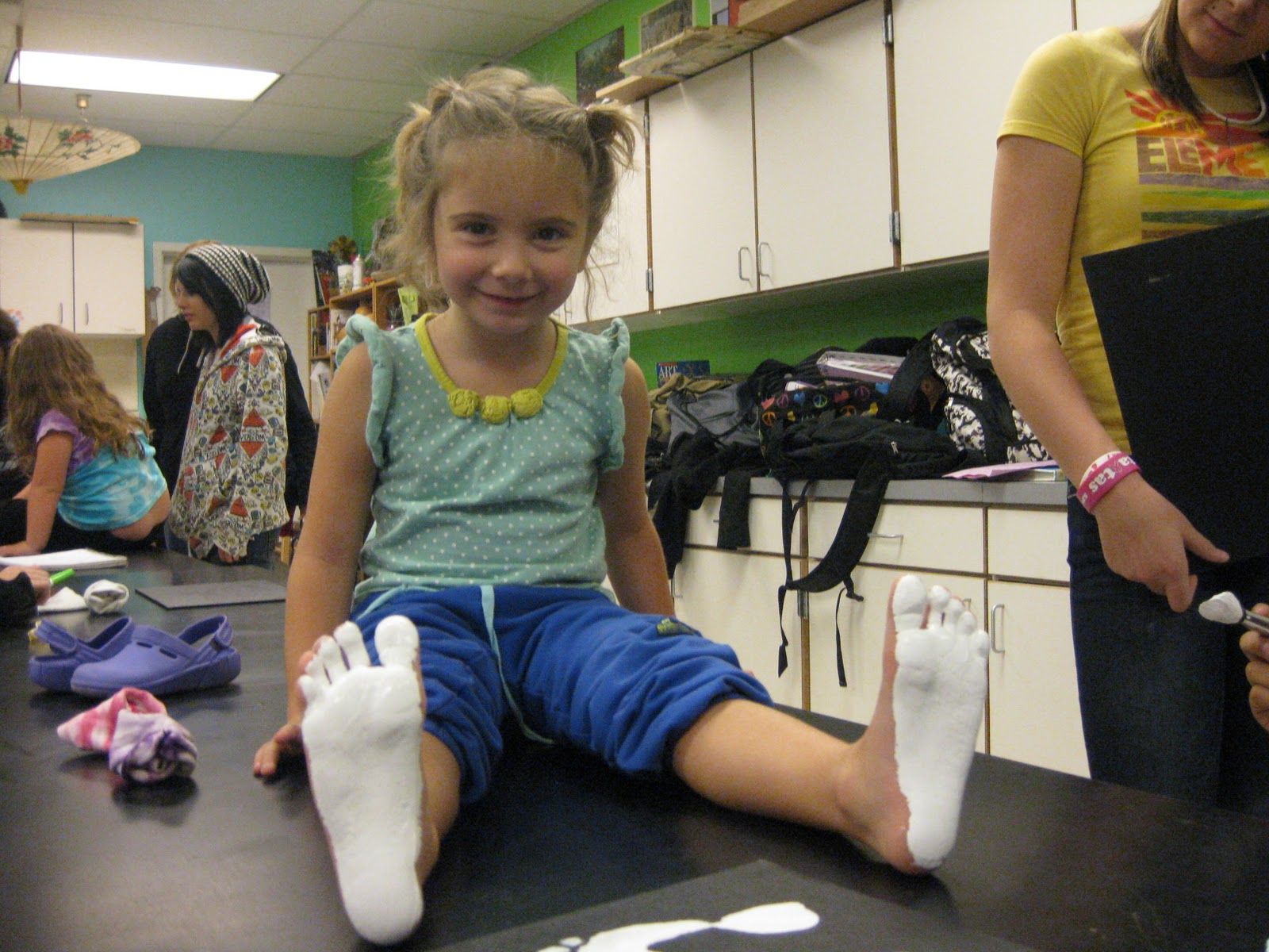Students feet. Feet школа. Elementary School barefoot. Preschool feet. Preschool feet Gift.