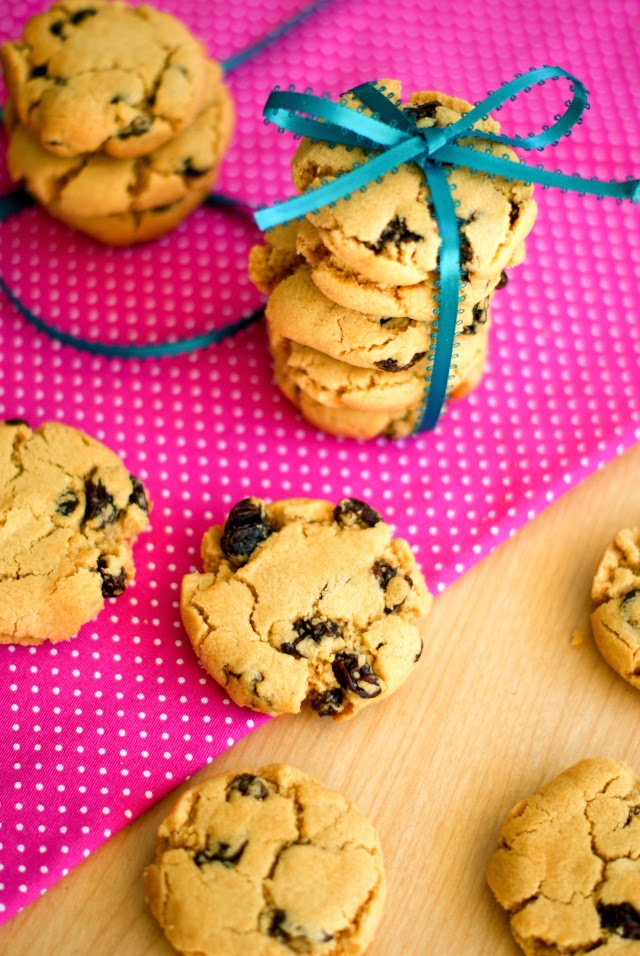 Peanut Butter Raisin Cookies are soft, thick and delicious with a peanut buttery flavor studded with sweet raisins.