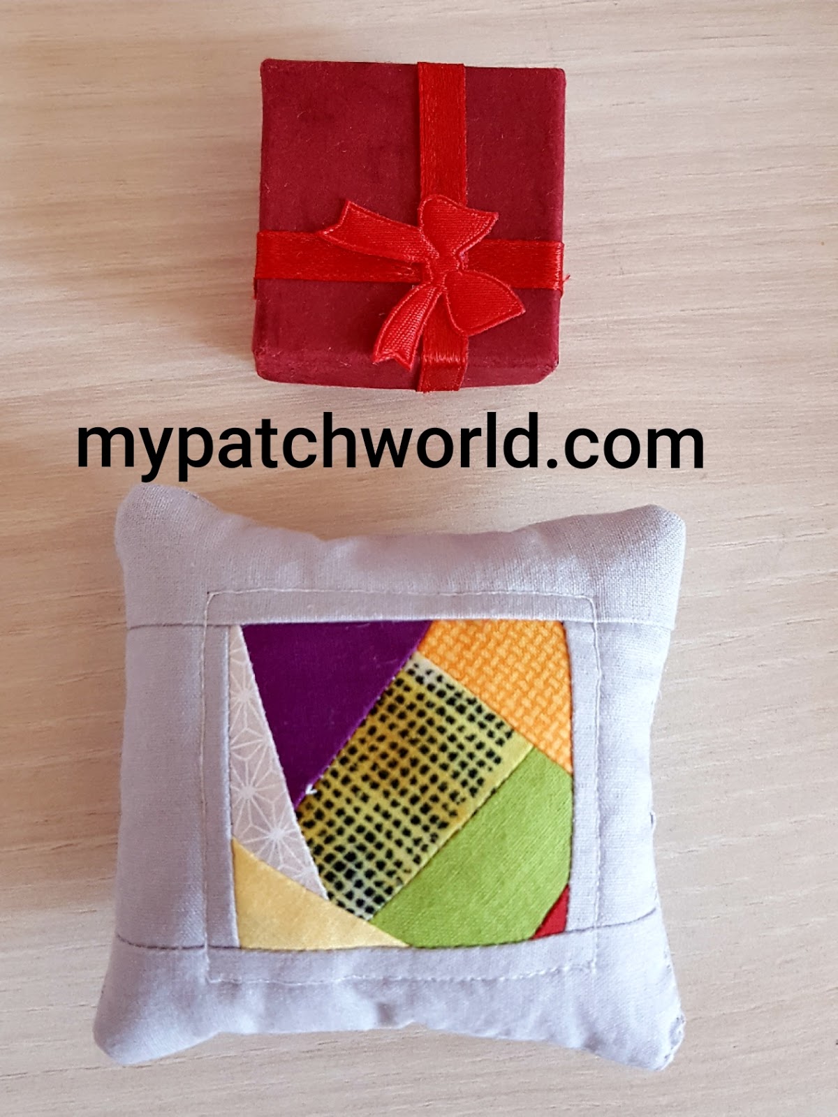 how to sew a crazy quilt block All about patchwork and quilting
