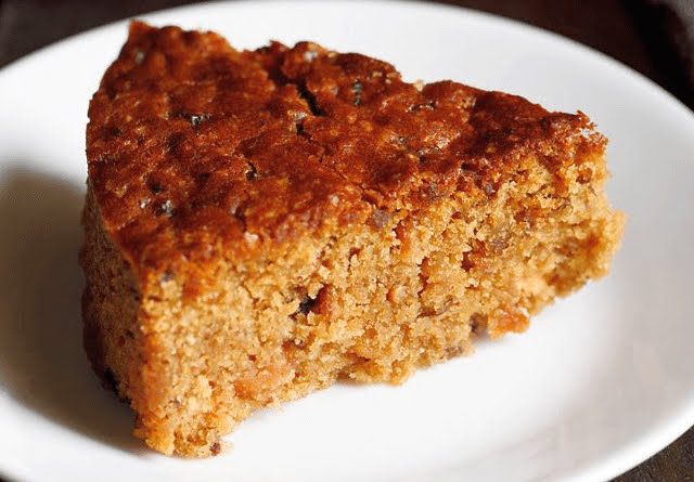 Eggless Christmas cake
