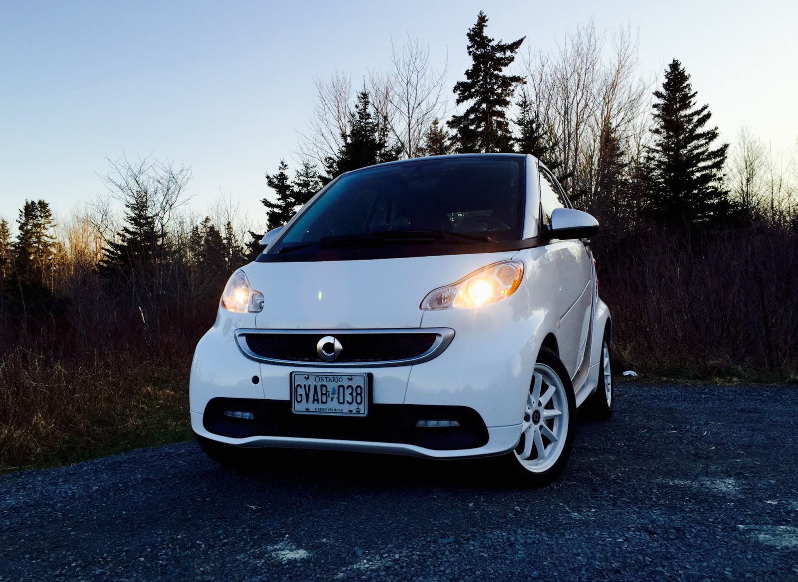 2015 smart fortwo electric drive review canada