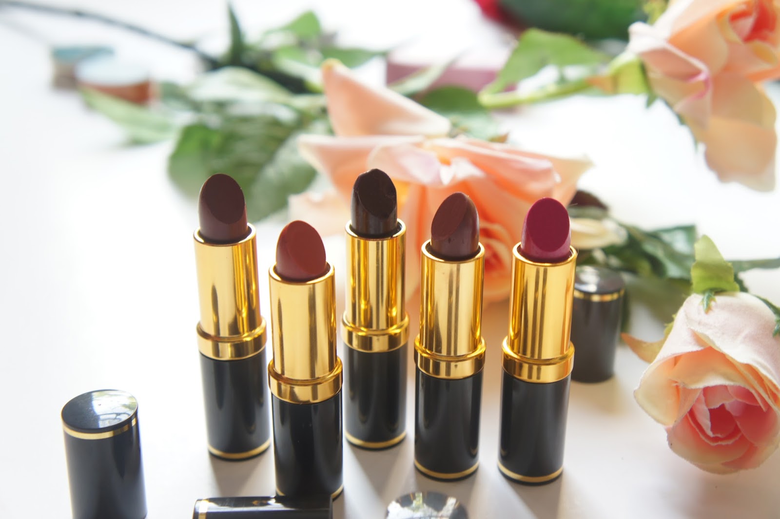 Ammarahblog MEDORA MATTE LIPSTICKS REVIEW