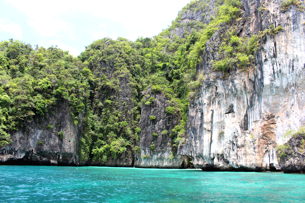 Pileh Lagoon | Thailand boat trip | turquoise waters and beautiful nature | UK travel blog