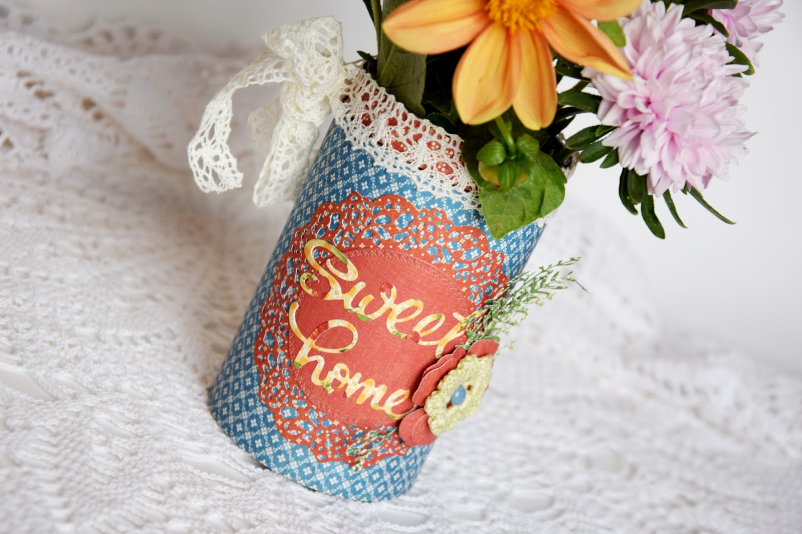 CottageBLOG Flower vase or Table organizer "Home sweet home"