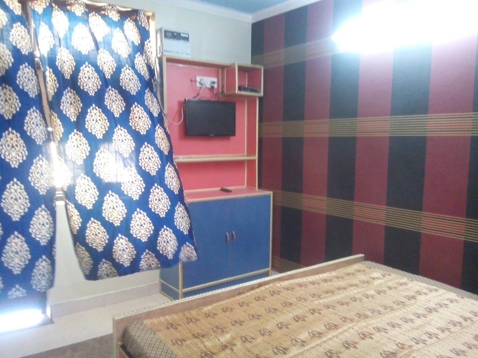 Rooms for Married or Unmarried Couples in Delhi Rooms 4 Unmarried