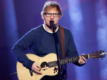 Ed Sheeran y su nueva versión de 'Shape Of You'