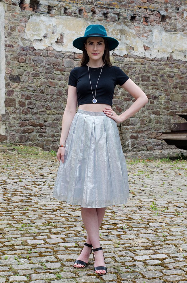 Lashes Holograph Metallic Midi Skirt