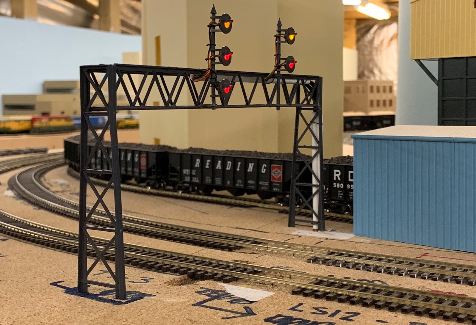 DETECTION & SIGNALS FINALLY FINISHED... Model Railroad Hobbyist magazine