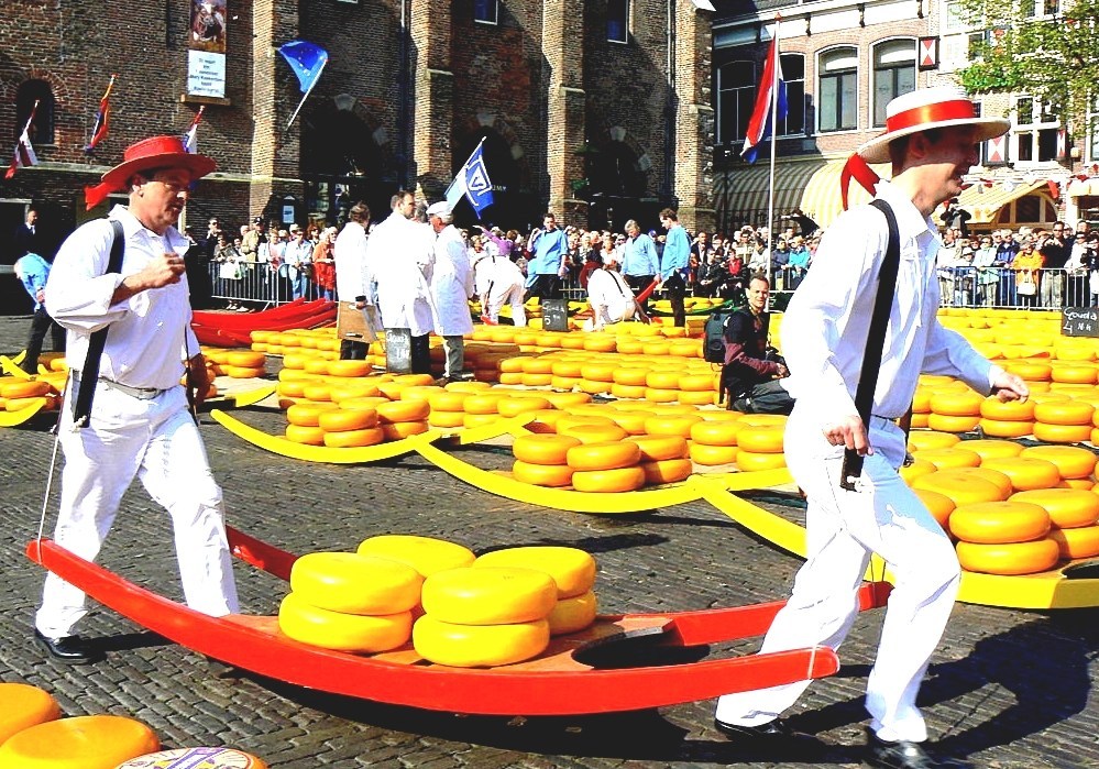 Dutch Cheese Markets - Cheese Market