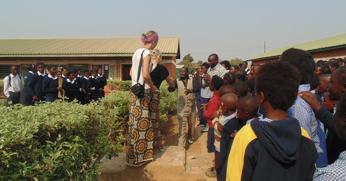 Zmiana Koloru Oczu Pod Wpływem Emocji Zmiana koloru pod wpływem Światła: Potrójne obłóczyny