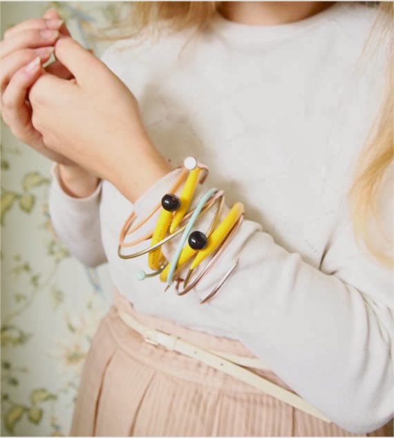 How to Recycle Knitting Needles into Bangles / The Beading Gem