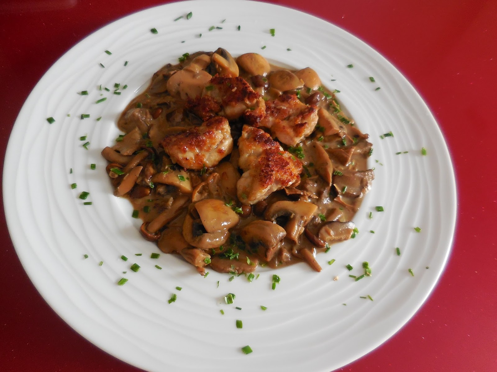 Bouchées à La Reine Aux Ris De Veau Et Champignons