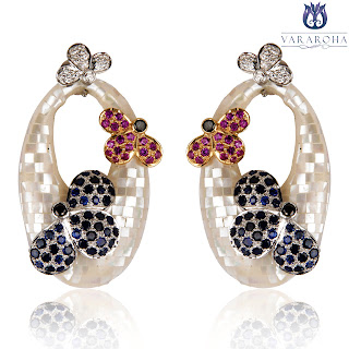 Look Classy with Light Jewelry Look Classy with Light Jewelry